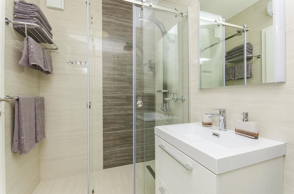 Apartments Villa V ヴィル エクステリア 写真