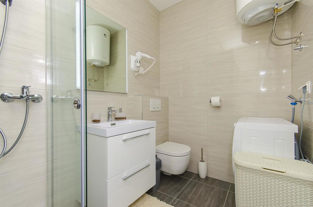 Apartments Villa V ヴィル エクステリア 写真
