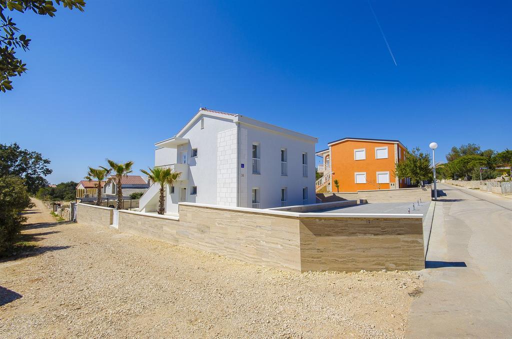 Apartments Villa V ヴィル エクステリア 写真