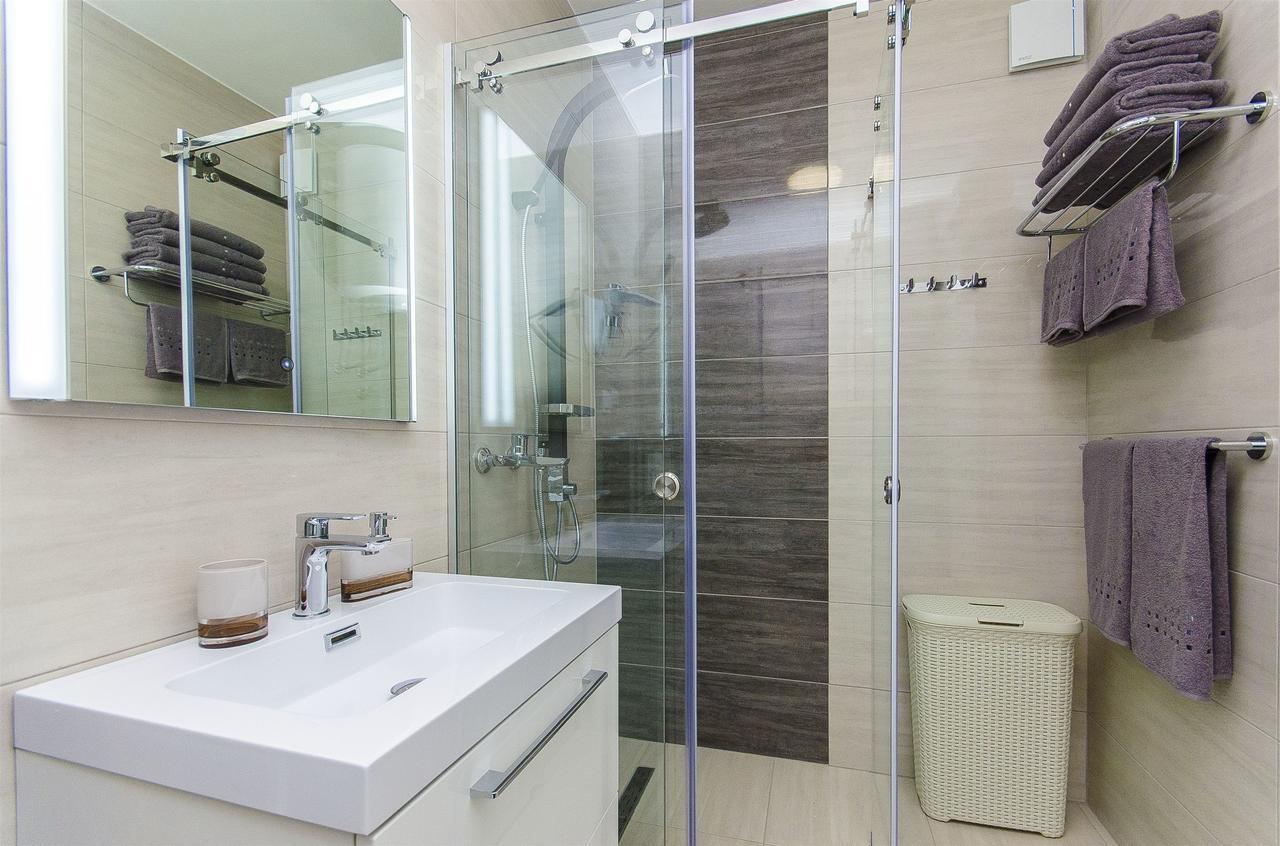 Apartments Villa V ヴィル 部屋 写真